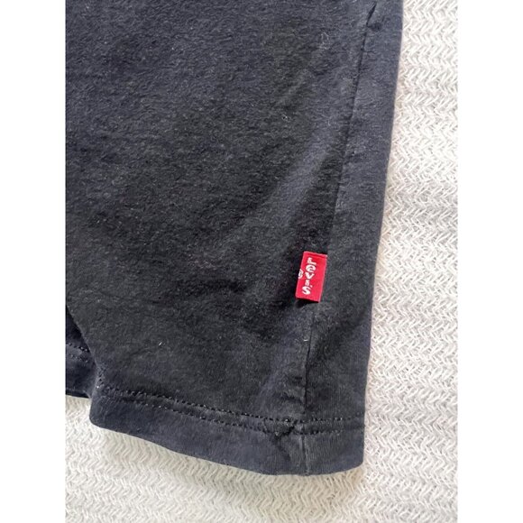 Girls Levi’s T-shirt size‎ Large Black Multi-colored Logo Red Tab - Picture 6 of 9